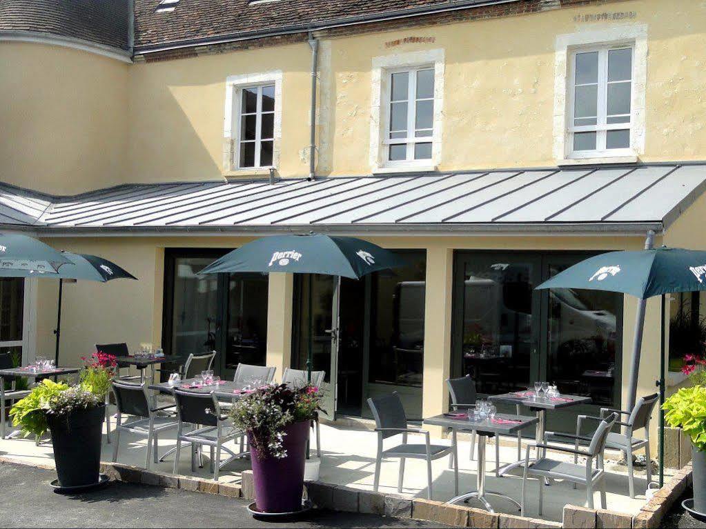 Logis Hotel Restaurant Auberge De La Cloche Le Theil-sur-Huisne Luaran gambar